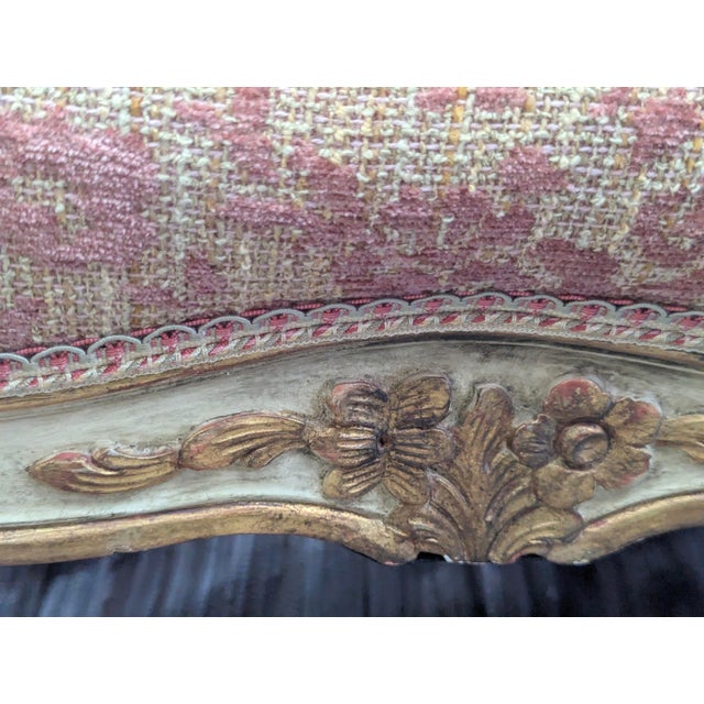 1900 - 1909 Antique Classic Roccoco /Louis XV Style French Boudoir Settee (Pillows Sold Seperately) For Sale - Image 5 of 12