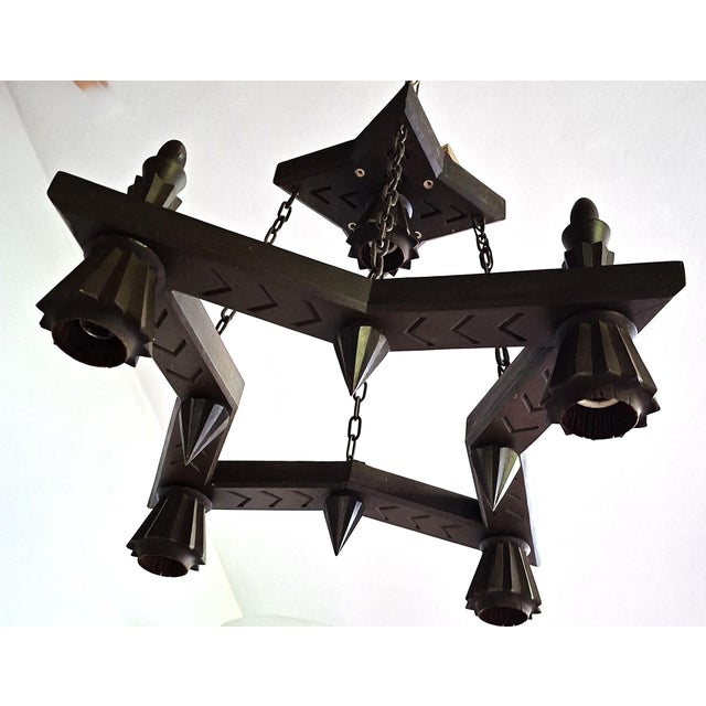 Large cubist wooden chandelier from the Vienna Secession/Wiener Werkstätte period. 4 E27 sockets Up to 250V (Europe/UK...
