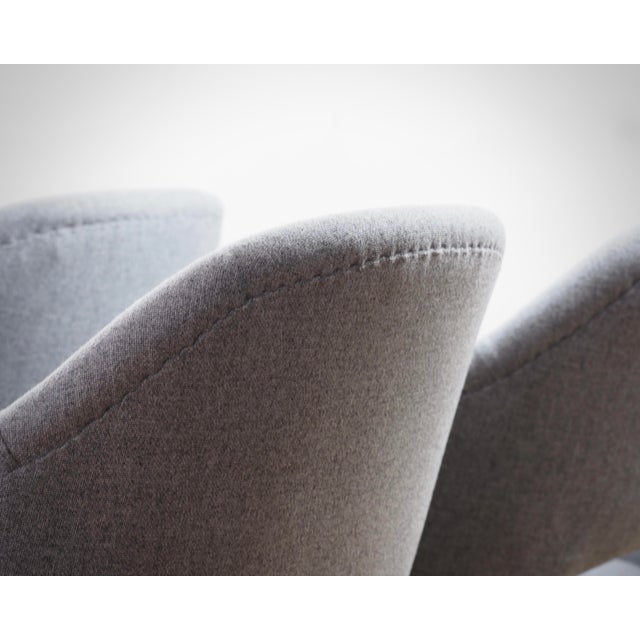 Eero Saarinen Conference Armchairs by Eero Saarinen for Knoll International, Set of 3 For Sale - Image 4 of 18