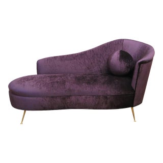 Mid-Century Italian Daybed Newly Reupholstered in Purple Velvet For Sale