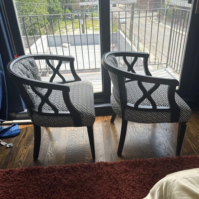 Pair of Professionally Restored Vintage Barrel Accent Chairs in Hollywood Regency Style For Sale In Chicago - Image 6 of 12