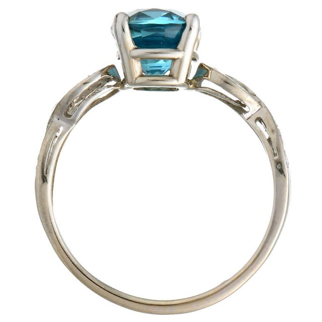 2010s 14KW Blue Zircon(3.98) & Diamond(0.10) Ring, size 7 For Sale - Image 5 of 5