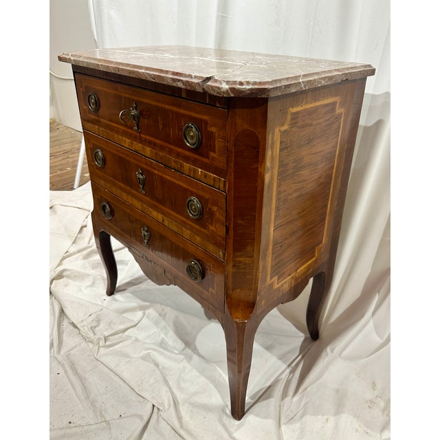 Late 18th Century Louis XV Style Inlaid Mahogany Petite Commode For Sale - Image 9 of 9