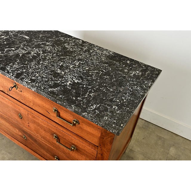 French 19th Century Walnut and Marble Commode For Sale - Image 12 of 13