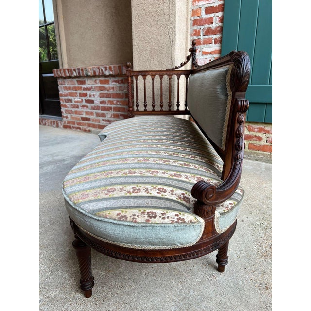 Antique English Chaise Lounge Bench Victorian Hall Seat Carved Walnut C1880 For Sale - Image 15 of 18