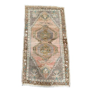 Turkish Yastik Rug 1'7" x 2'11" For Sale