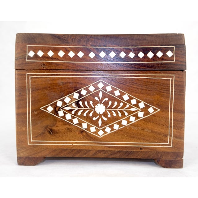 Mid-Century Modern Late 20th Century Large Solid Teak Inlaid Jewlery Box w/ Geometric & Floral Motifs For Sale - Image 3 of 12