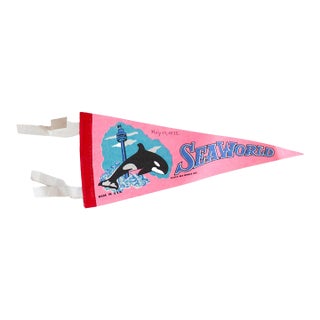 Vintage Seaworld Felt Flag Pennant For Sale