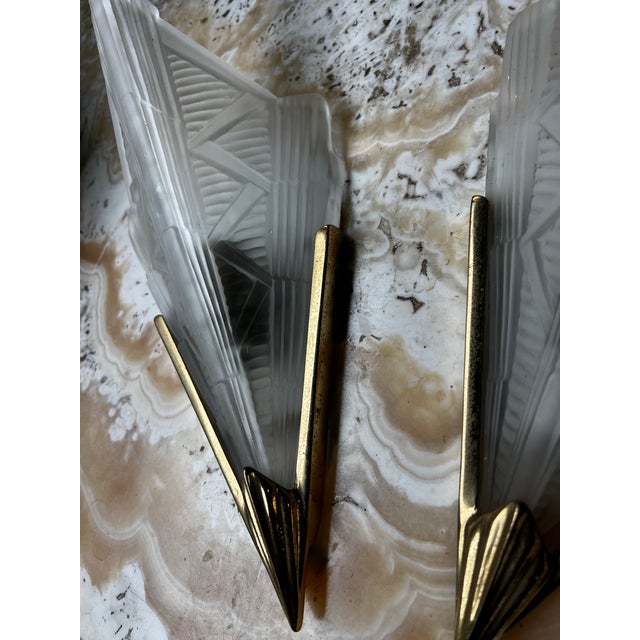 1970s Paris Flea Market, Art Deco Brass Sconces With Detailed Glass - Pair For Sale - Image 11 of 12