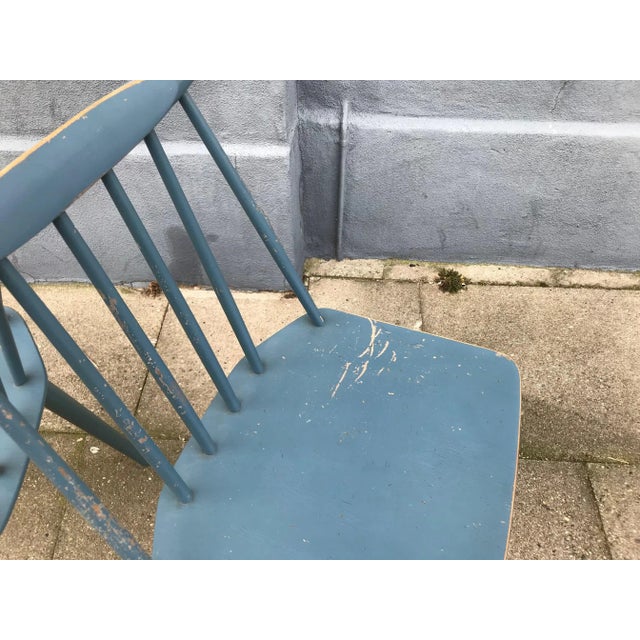 Wood Set of Petrol Blue J77 Chairs by Folke Pålsson for FDB, 1963 For Sale - Image 7 of 9