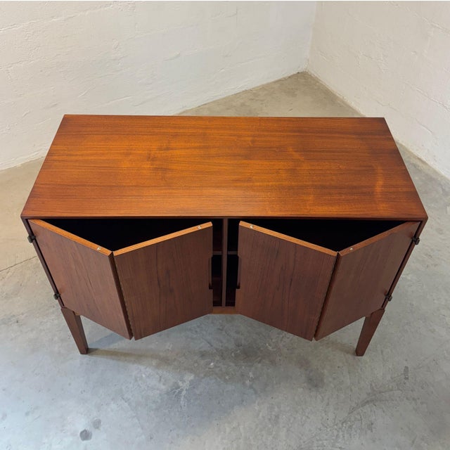 1960s Danish Teak Media Cabinet with Bi-Fold Doors For Sale - Image 4 of 9