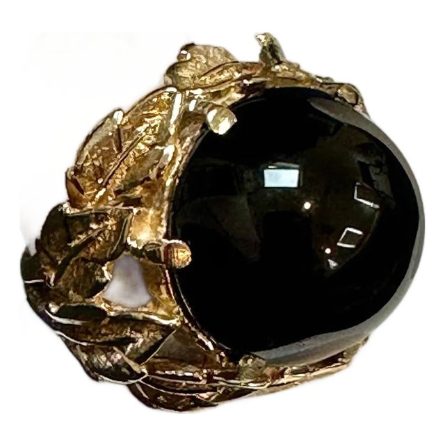 10 Carat Round Black Onyx Unisex Ring 14 Karat Yellow Gold Size 5.75 For Sale