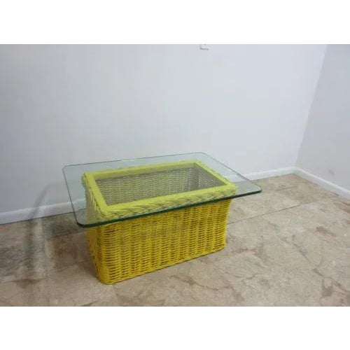 great shape. tight and sturdy.. minor wear and a few scratches....Please see photos as they are considered part of the...