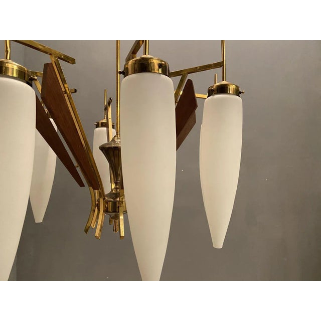 Large Opaline Glass Chandelier from Stilnovo, 1950s For Sale - Image 6 of 8
