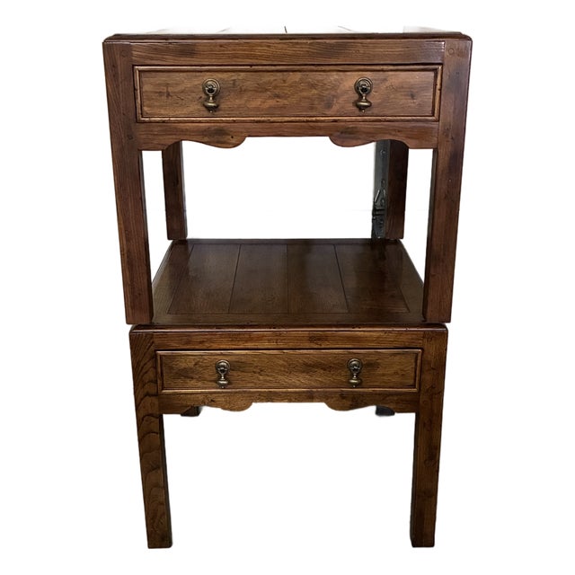 Henredon Mid-Century Modern. Walnut, Nightstands Set of 2 Matching For Sale