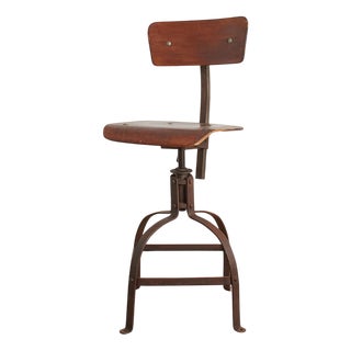 Antique French Model 204 G Draughtsmans Desk Chair by Bienaise, 1940s For Sale