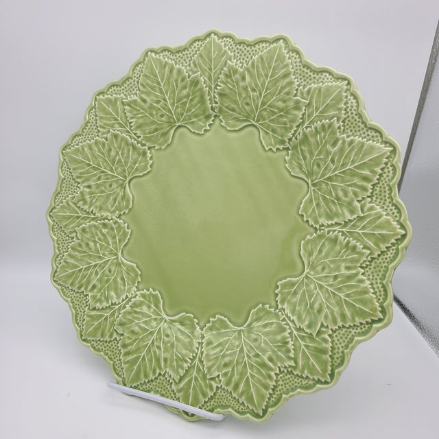 Bordallo Pinheiro Contemporary Bordallo Pinheiro Platter Maple Leaf Round Green Ceramic Portugal Plate For Sale - Image 4 of 10