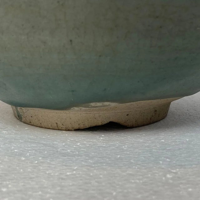 Traditional Large Thai Sawankhalok Celadon Stoneware Bowl For Sale - Image 3 of 12