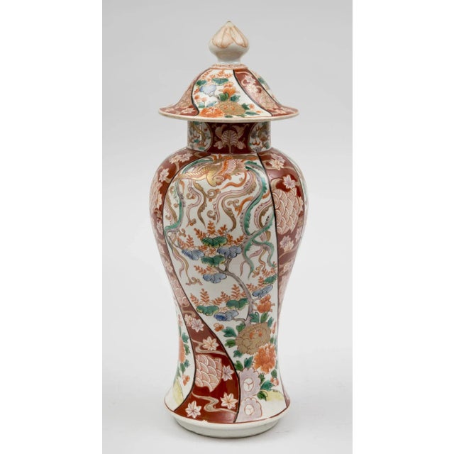 Japanese Japanese Imari Vase & Lid, Circa 1800 For Sale - Image 3 of 7