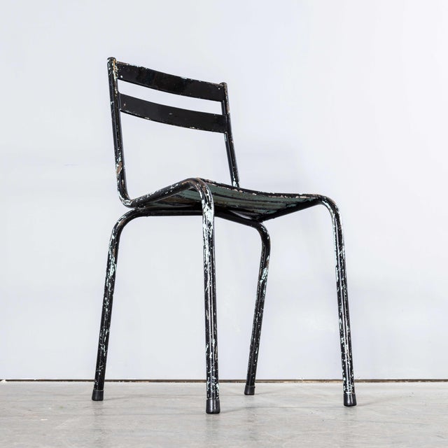French Artprog Sky Black Metal Stacking Outdoor Chair from Tolix, 1950s For Sale - Image 3 of 13