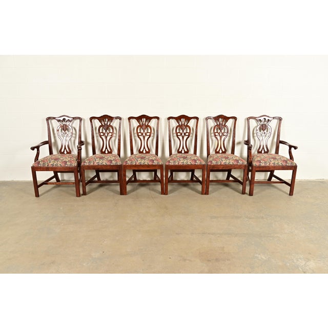 English Henredon Georgian Carved Mahogany Dining Chairs, Set of Six For Sale - Image 3 of 16