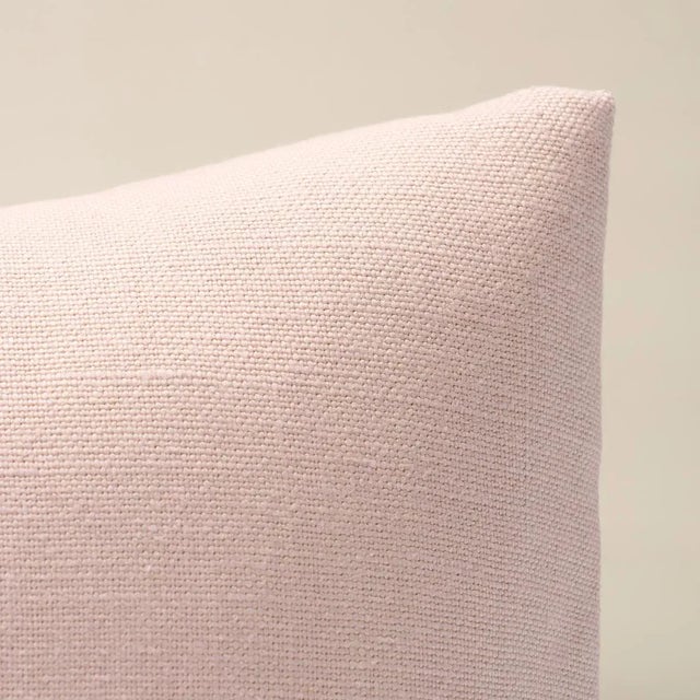 This pillow features Piet Performance Linen with a Knife Edge finish. Versatile, stylish, and in a fantastically big...