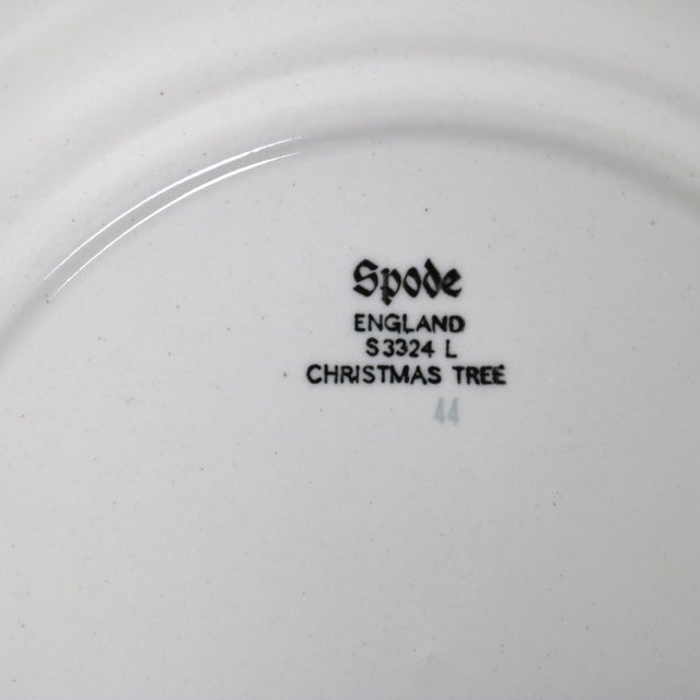 Vintage 1987 Spode "Christmas Tree" Salad/Dessert Plates - Set of 4 For Sale In Cincinnati - Image 6 of 7
