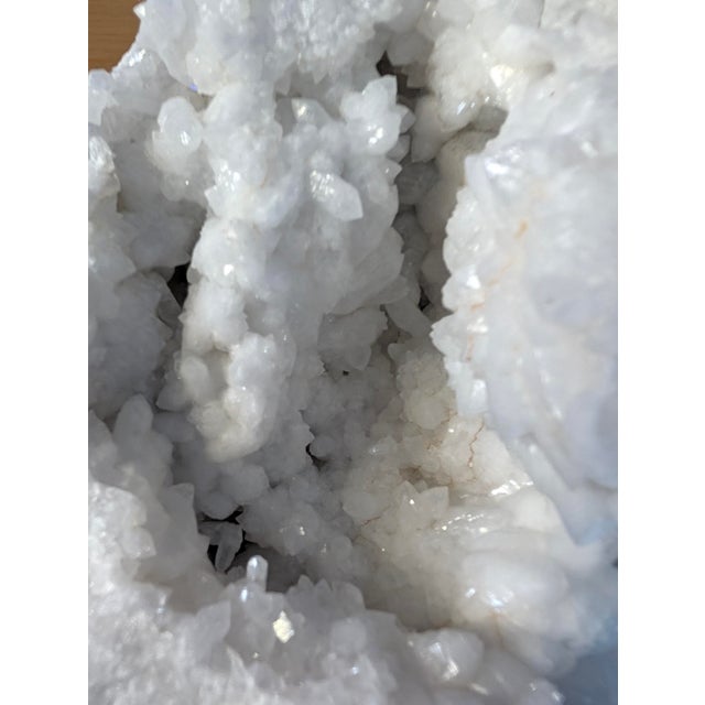 Contemporary Large White Quartz Crystal Geode Specimen – 5.59 Pounds For Sale - Image 3 of 10