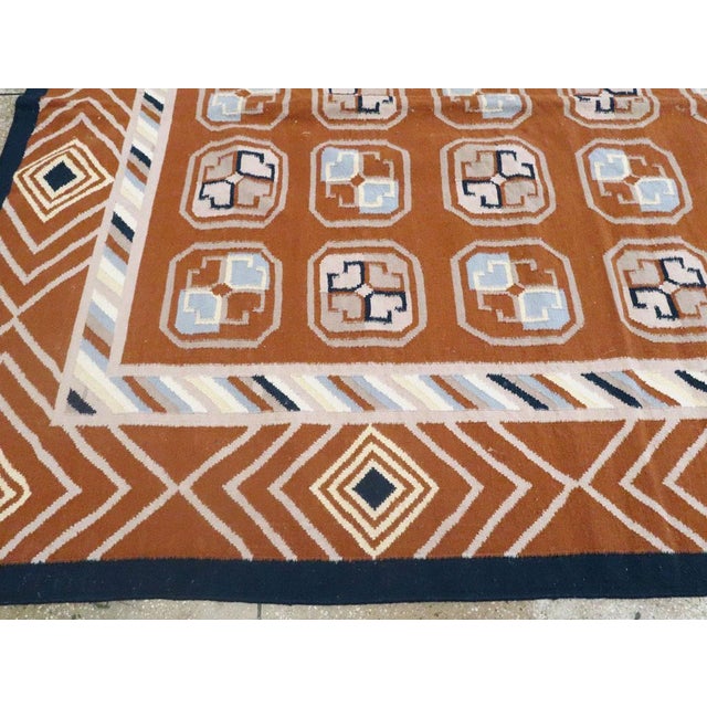 Textile Galerie Shabab Collection Mid-20th Century Handmade Indian Dhurrie Large Room Size Carpet in Terracotta For Sale - Image 7 of 10