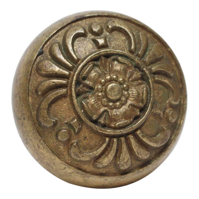 Elizabethan Corbin Bronze Hatfield Door Knob For Sale