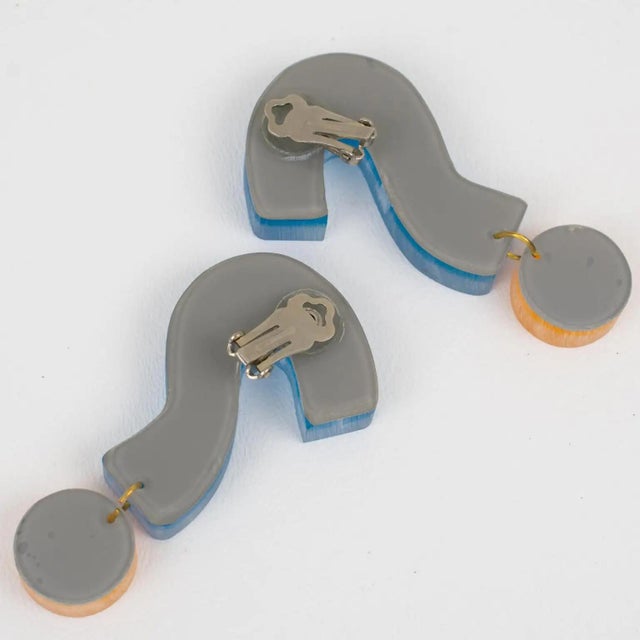 Kaso Acrylic Dangle Clip Earrings in Blue and Orange For Sale In Atlanta - Image 6 of 8