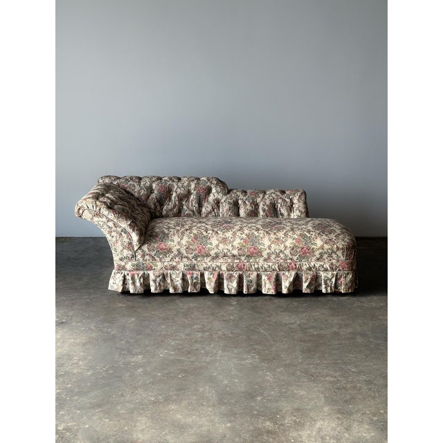Napoleon III Tufted Chaise Longue, France, 19th Century For Sale - Image 12 of 17