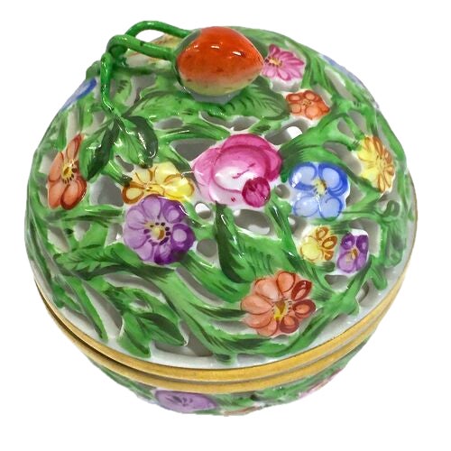 Traditional Vintage Herend Round Floral & Berry Bonbonniere For Sale - Image 3 of 8