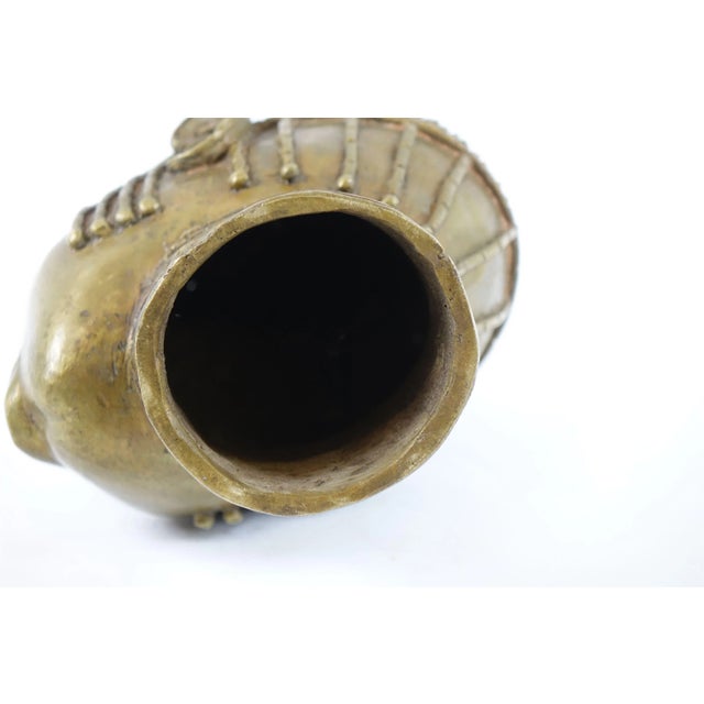 Antique 19th Century African Bronze Sculpture of a Woman For Sale - Image 4 of 5