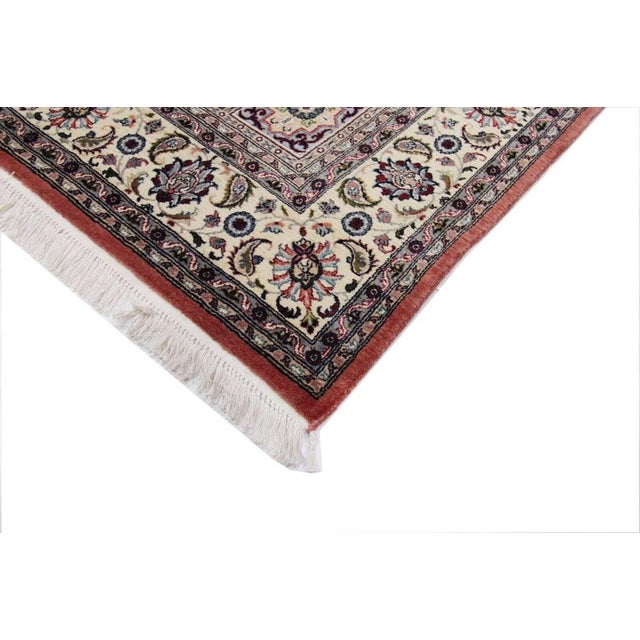 Vintage Hand-Knotted Rug in Wool For Sale - Image 10 of 12