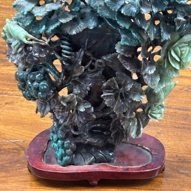 1950s 20th Century Chinese Art Jade Vase Sculpture, 1900 For Sale - Image 5 of 12
