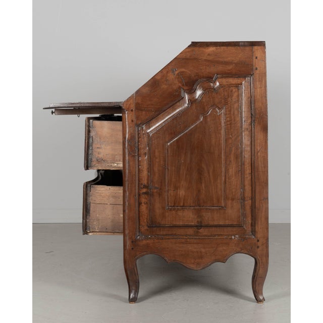 18th Century Louis XV Scriban or Slant Front Desk For Sale - Image 9 of 15