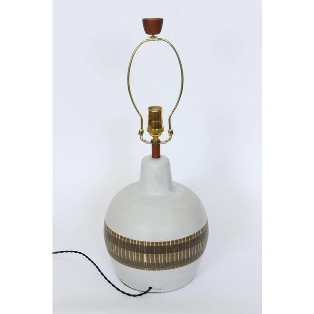 Wood Gordon Martz for Marshall Studios Banded White Table Lamp For Sale - Image 7 of 12