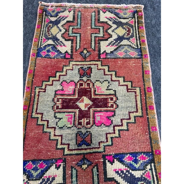 Turkish Yastik Rug 1'7" x 3'1" For Sale - Image 4 of 5
