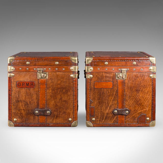 Campaign 2 Late Vintage Campaign Luggage Cases, English, Leather, Nightstand, Bedside For Sale - Image 3 of 12