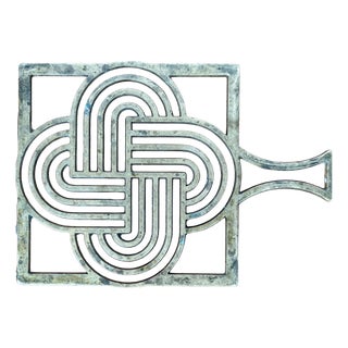 Art Deco Bronze Trivet Coaster with Solomon Knot Design For Sale