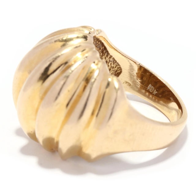 Ridged Dome Ring, 18k Yellow Gold, Gold Croissant Ring, Solid Gold Ring, Heavy, Size 5.5 For Sale In Greensboro - Image 6 of 6