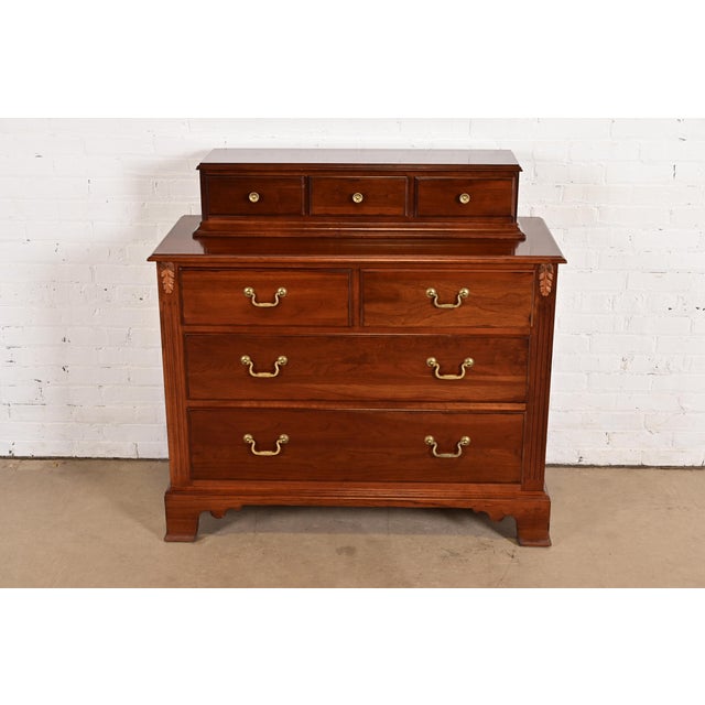 A gorgeous Georgian, Chippendale, or Regency style dresser or chest of drawers By Ethan Allen USA, Late 20th Century...