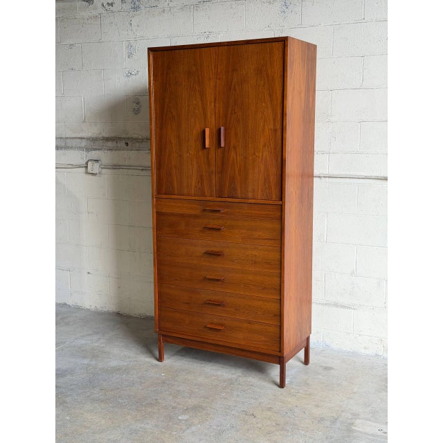 Exceptional vintage Mid-Century Modern gentleman’s chest in style of Richard Artschwager, featuring a beautifully grained...