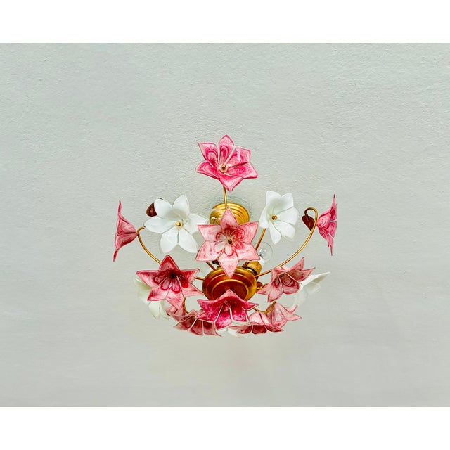 1970s Italian Murano Style Hand-Blown Original Pink and White Daisy Glass Flush Mount Chandelier (42x30 Cm)⁠ For Sale - Image 10 of 17