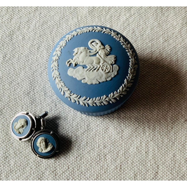 Vintage Wedgwood Blue Jasperware Round Trinket Box - East Hampton Estate Find For Sale - Image 4 of 15