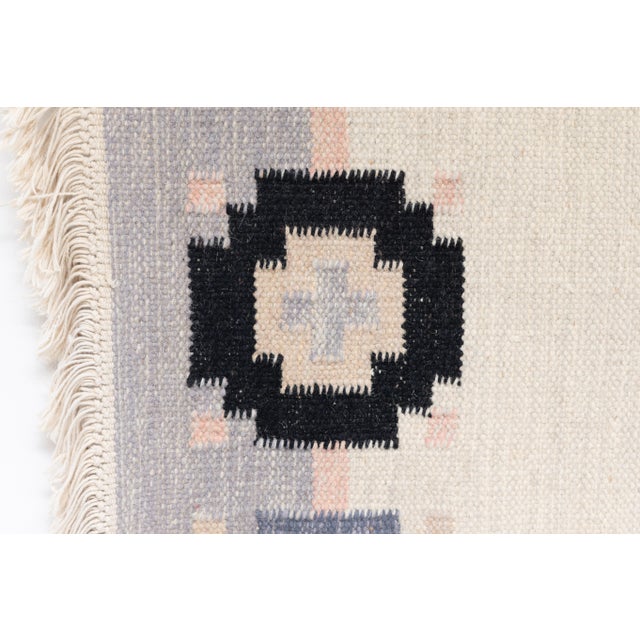 Mid-Century Modern Swedish Kilim Rug in Wool, 1960s For Sale - Image 6 of 7