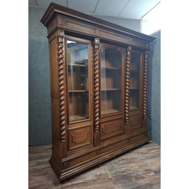 Louis XIII Style Oak Bookcase, 19th Century For Sale - Image 10 of 10