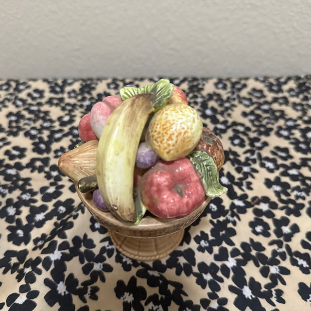 Ceramic Mid-Century Italian Majolica Hand-Painted Ceramic Fruit Compote Centerpiece For Sale - Image 7 of 10