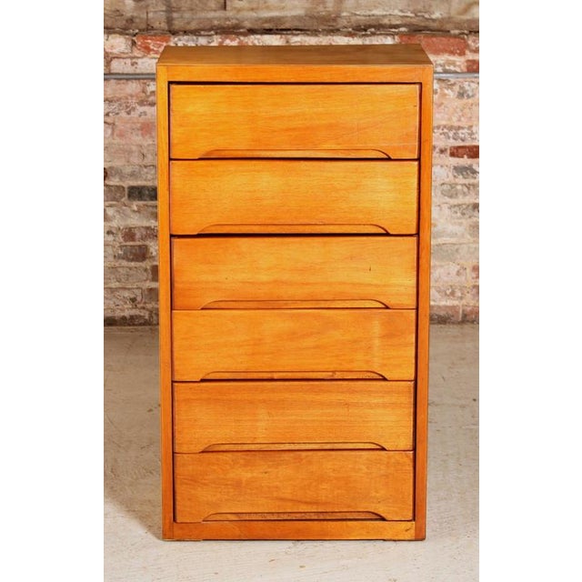 Mid Century birch chest of 6 drawers, circa 1960s. Excellent fully restored condition. W 61cm D 40cm H 110cm
